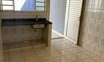 Imagem 6: Aluga-se casa 2qts no setor Villa monte Celly próx ao bretãs do Crimeia