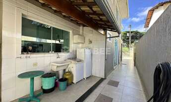 Imagem 7: Casa com 3 quartos e 238m² à venda no bairro Santa Amélia por R$910.000,00