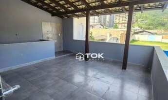 Imagem 3: Casa com 02 Dormitórios no piso superior no Bairro Fazenda em Itajaí SC