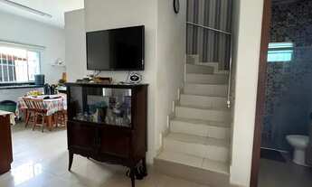 Imagem 2: Casa mobiliada para alugar com 4 quartos sendo 1 suíte no cpa