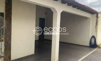 Imagem 3: Casa à venda, 3 quartos, 1 suíte, 2 vagas, Cidade Jardim - Uberlândia/MG