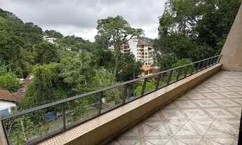 Imagem 6: Imóvel para venda possui 202 metros quadrados com 4 quartos em Agriões - Teresópolis - RJ