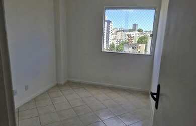 Imagem 3: Imóvel para venda tem 73 metros quadrados com 3 quartos em Vila Laura - Salvador - BA