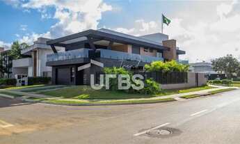 Imagem 3: Sobrado à Venda no Condomínio Portal do Sol Green Esquina, Projeto Exclusivo e 4 Suítes P