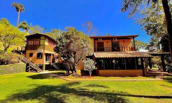 Imagem 4: Chácara de cinema com 6.500m2, duas casas, 350 e 70m2 em cond. fechado