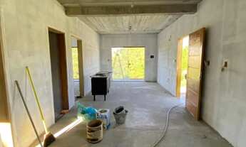 Imagem 3: Casa em fase de acabamento, 2 quartos, 1 suíte, 4 vagas na garagem