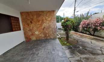 Imagem 2: Baixamos de 600 mil - Casa 220m², terreno 558m² -4 quartos, quintal amplo - Serraria