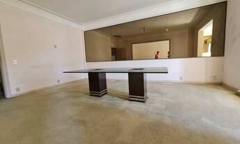 Imagem 6: Exclusividade!Andar alto,amplo,no coração do bairro. PORTARIA imponente.vaga.jardim. COLAD