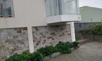 Imagem 6: Apartamento para venda possui 60 metros quadrados com 2 quartos em Ambrósio - Garopaba - S