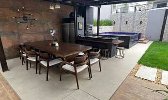 Imagem 4: Casa para venda possui 300 m2 com 5 /4 em Piatã - Salvador - Bahia