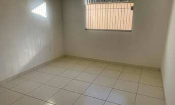 Imagem 2: Casa para venda tem 60 metros quadrados com 2 quartos em Jardim Aliança II - Resende - RJ