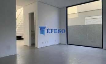 Imagem 3: Casa de condomínio sobrado para aluguel possui 317 metros quadrados com 3 quartos