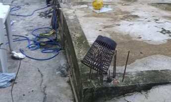 Imagem 4: Terreno com fundação pronta pra construir