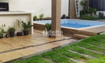 Imagem 4: Casa para aluguel, 4 quartos, 1 suíte, 4 vagas, Laranjeiras - Uberlândia/MG