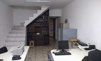 Imagem 5: Sobrado próximo do metrô