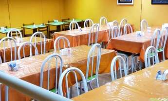 Imagem 2: Alugo ou vendo loja de 140 metros. Andar térreo 70m², andar superior de igual medida