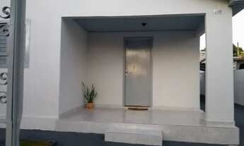 Imagem 5: Casa com Edícula e Garagem para 4 Carros em Terreno de 348m² - Oportunidade Imperdível!