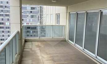 Imagem 7: Apartamento para aluguel e venda tem 237 metros quadrados com 4 quartos