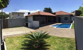 Imagem 2: Casa com piscina e amplo espaço de lazer no Itacolomi - Balneário Piçarras, SC