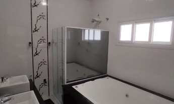 Imagem 5: Sobrado para venda tem 550 metros quadrados com 6 quartos