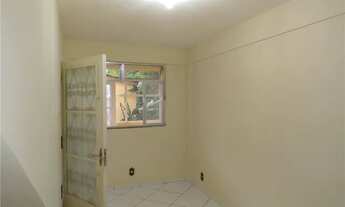 Imagem 7: Apartamento com 1 Quarto, sala, área de serviço e 1 banheiro para Alugar, 61 m² por R$ 980