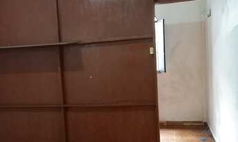 Imagem 4: Aluga-se kitnet Quarto com aluguel por R$400 /mês