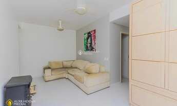 Imagem 2: Cobertura para venda possui 94 metros quadrados com 2 quartos em Carvoeira - Florianópolis