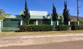 Imagem: Condomínio Ville Des Lacs ao lado do Condomínio