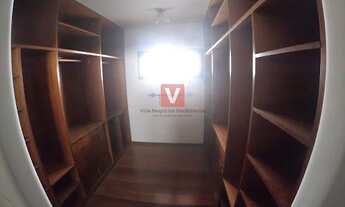 Imagem 7: Casa de condomínio sobrado para aluguel tem 580 metros quadrados com 5 quartos