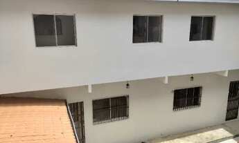 Imagem: Casa duplex próximo ao terminal de Campo