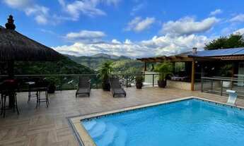 Imagem 2: Casa de alto patrão em Teresópolis RJ