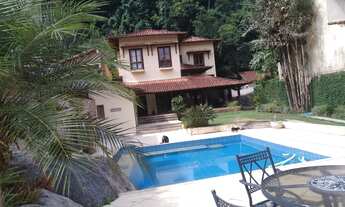 Imagem 3: Casa de condomínio para venda com 290 metros quadrados com 7 quartos