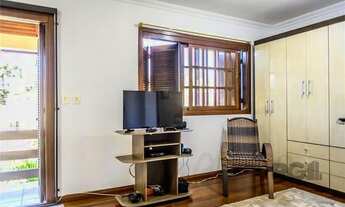 Imagem 2: Casa em Glória Casa com 3 dormitórios