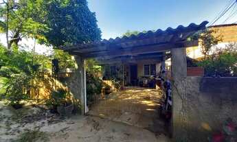 Imagem: Casa para venda com 2 quartos no bairro