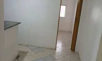 Imagem 3: Kitnet 450,00 com água