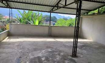 Imagem 3: EXCELENTE CASA Casa com 2 dormitórios