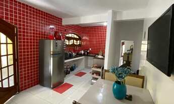 Imagem 6: Casa com piscina e 4 quartos