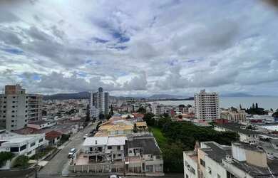 Imagem 6: Apartamento para venda tem 74 metros quadrados com 2 quartos em Barreiros - São José - SC