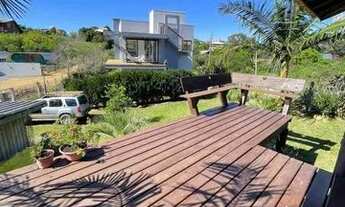 Imagem 2: Casa para Venda em Imbituba, Praia do Rosa, 1 dormitório, 1 banheiro, 2 vagas