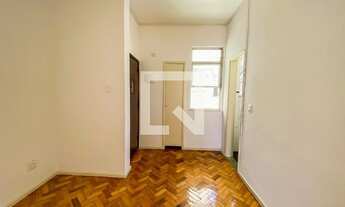 Imagem 3: Apartamento à Venda - Catete, 1 Quarto, 32 m2