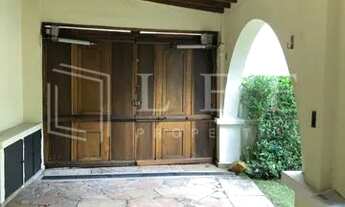 Imagem 3: Linda casa no jardim America