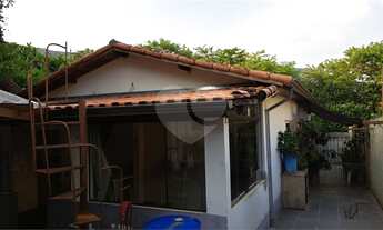 Imagem: CASA A VENDA COM 3 DORMITÓRIOS NO CENTRO