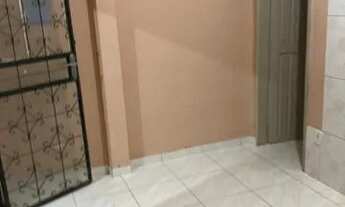 Imagem 4: Aluga-se kitinet 600,0 incluso água