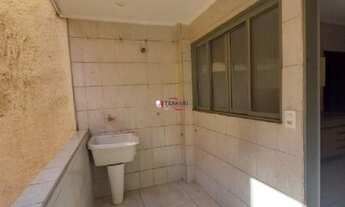 Imagem 6: ALUGA - Apartamento 3 dormitórios 2 banheiros escada 1 vaga coberta próximo do Hospital de