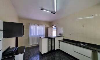 Imagem 5: Casa residencial com 3 quartos para alugar por R$ 2700.00, 213.18 m2 - AVENTUREIRO - JOINV