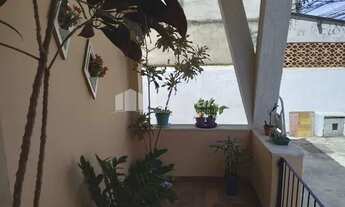 Imagem: 2 CASAS INDEPENDENTES, 03 QUARTOS, RUA MARINA