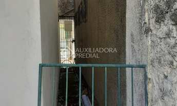 Imagem 4: PORTO ALEGRE - Casa Padrão - Partenon