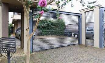 Imagem 3: Apartamento térreo à venda no Jardim Botânico por R$395.000,00