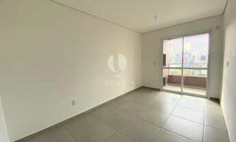 Imagem 4: Apartamento 02 dormitórios (01 sendo suíte), sacada com churrasqueira próximo a UFSM