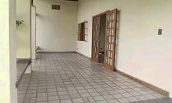 Imagem 6: Casa térrea com 1500m2 de terreno na Estrada do Coco